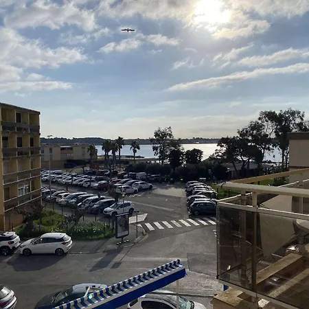 Apartament Cosy Proche Thermes Avec Coin Cuisine Et Vue Sur Etang - Fr-1-553-237